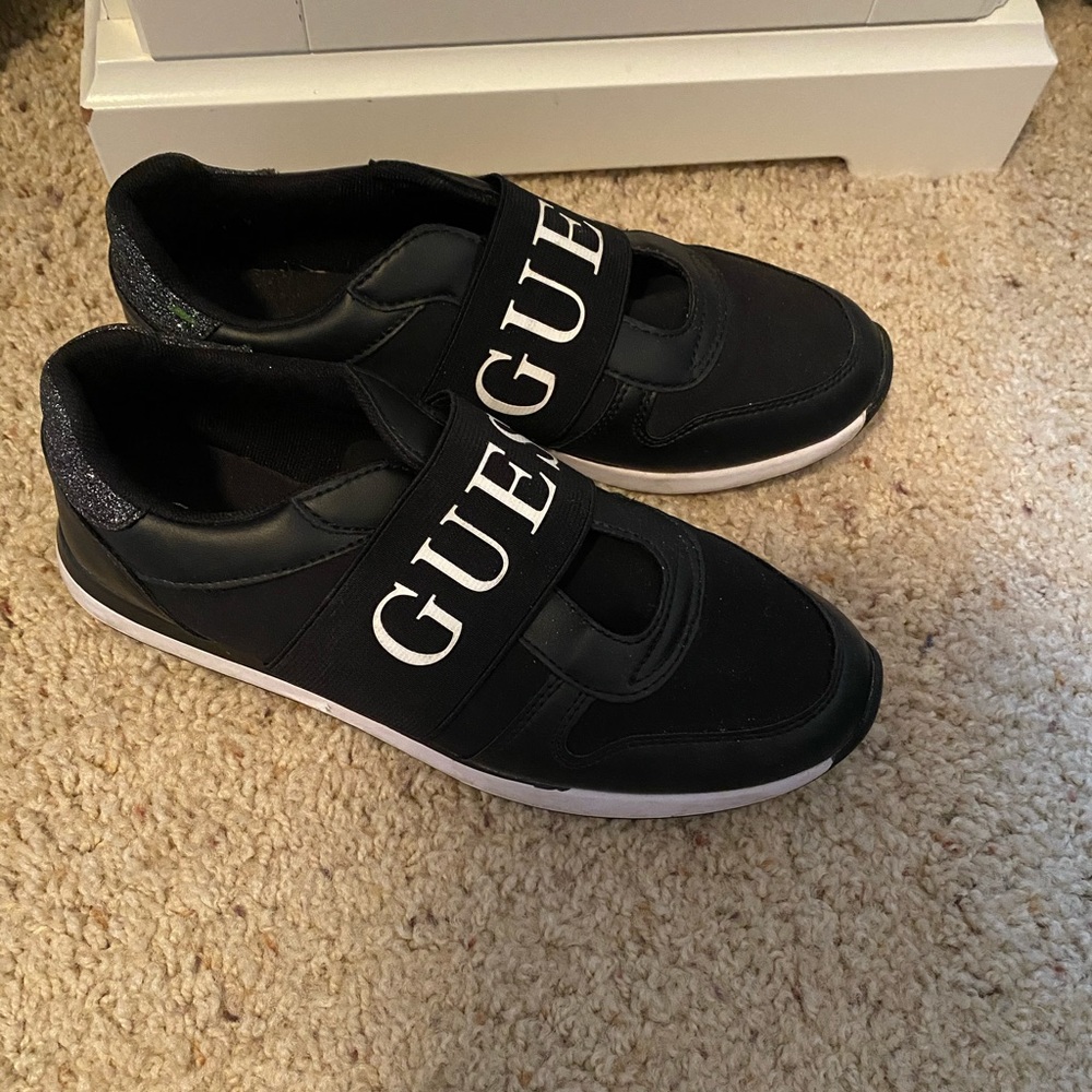 Black Tennis shoes by Guess